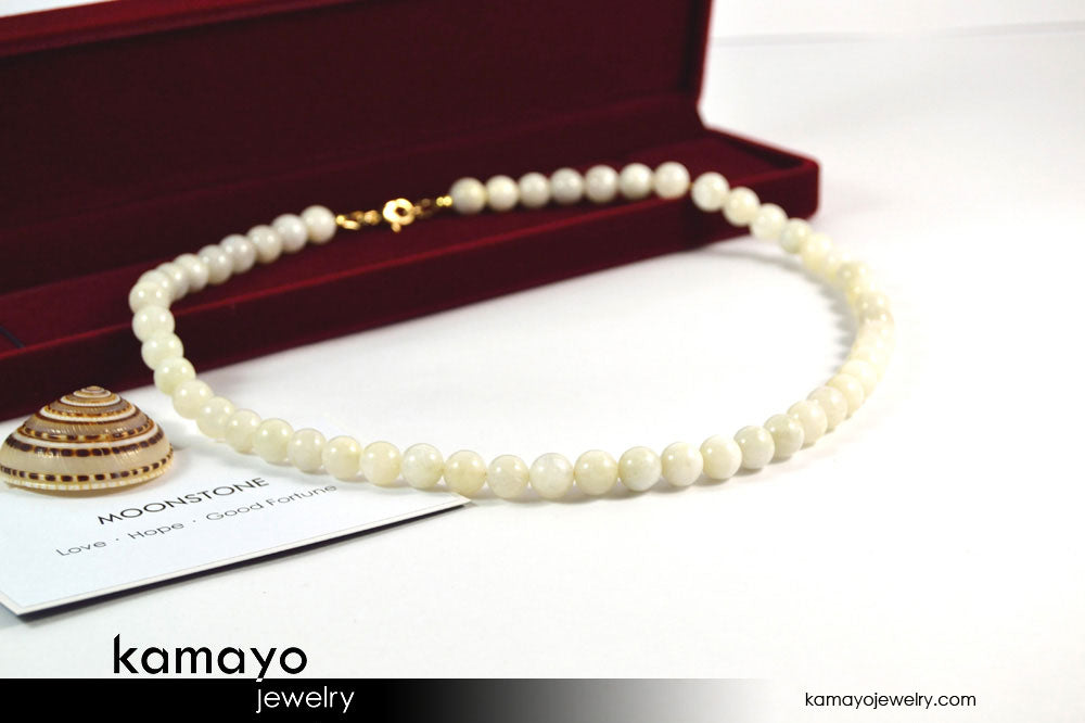 WHITE MOONSTONE CHOKER - Round Real Moonstone Beads