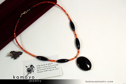 LEO NECKLACE - Large Black Onyx Pendant and Sardonyx Beads
