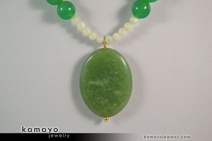 CANCER NECKLACE - Large Green Aventurine Pendant and Moonstone Beads