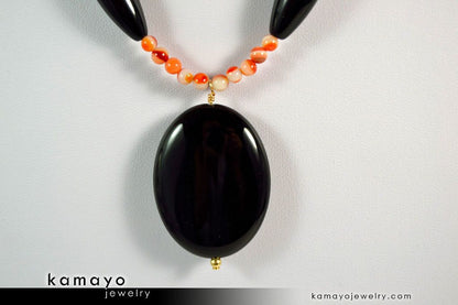 LEO NECKLACE - Large Black Onyx Pendant and Sardonyx Beads