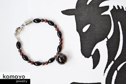 CAPRICORN BRACELET - Red Garnet Pendant and Black Onyx Beads